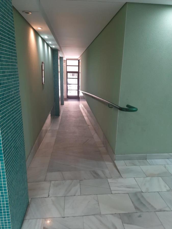 Moderno Apartamento Familiar Junto Al Mar - Conejito Apartman Torrevieja Kültér fotó