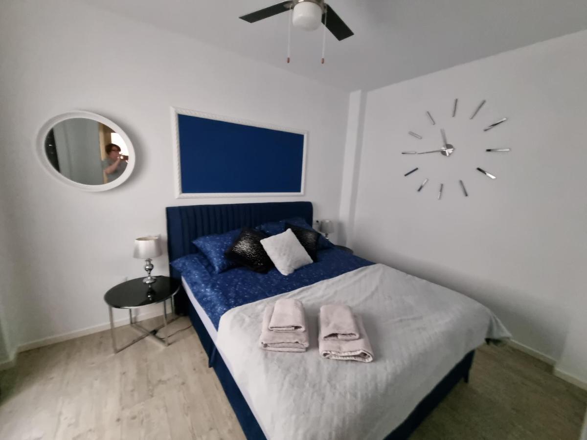 Moderno Apartamento Familiar Junto Al Mar - Conejito Apartman Torrevieja Kültér fotó
