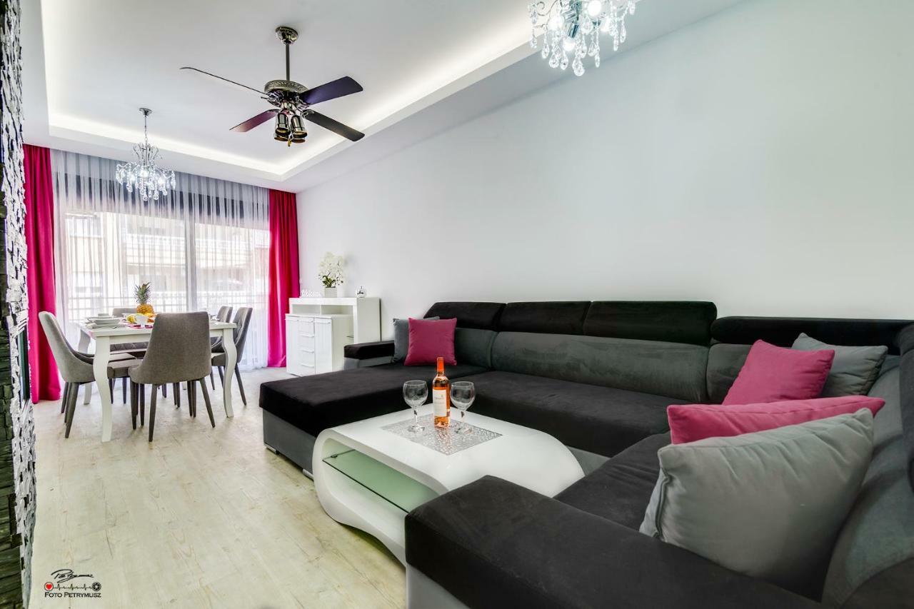 Moderno Apartamento Familiar Junto Al Mar - Conejito Apartman Torrevieja Kültér fotó